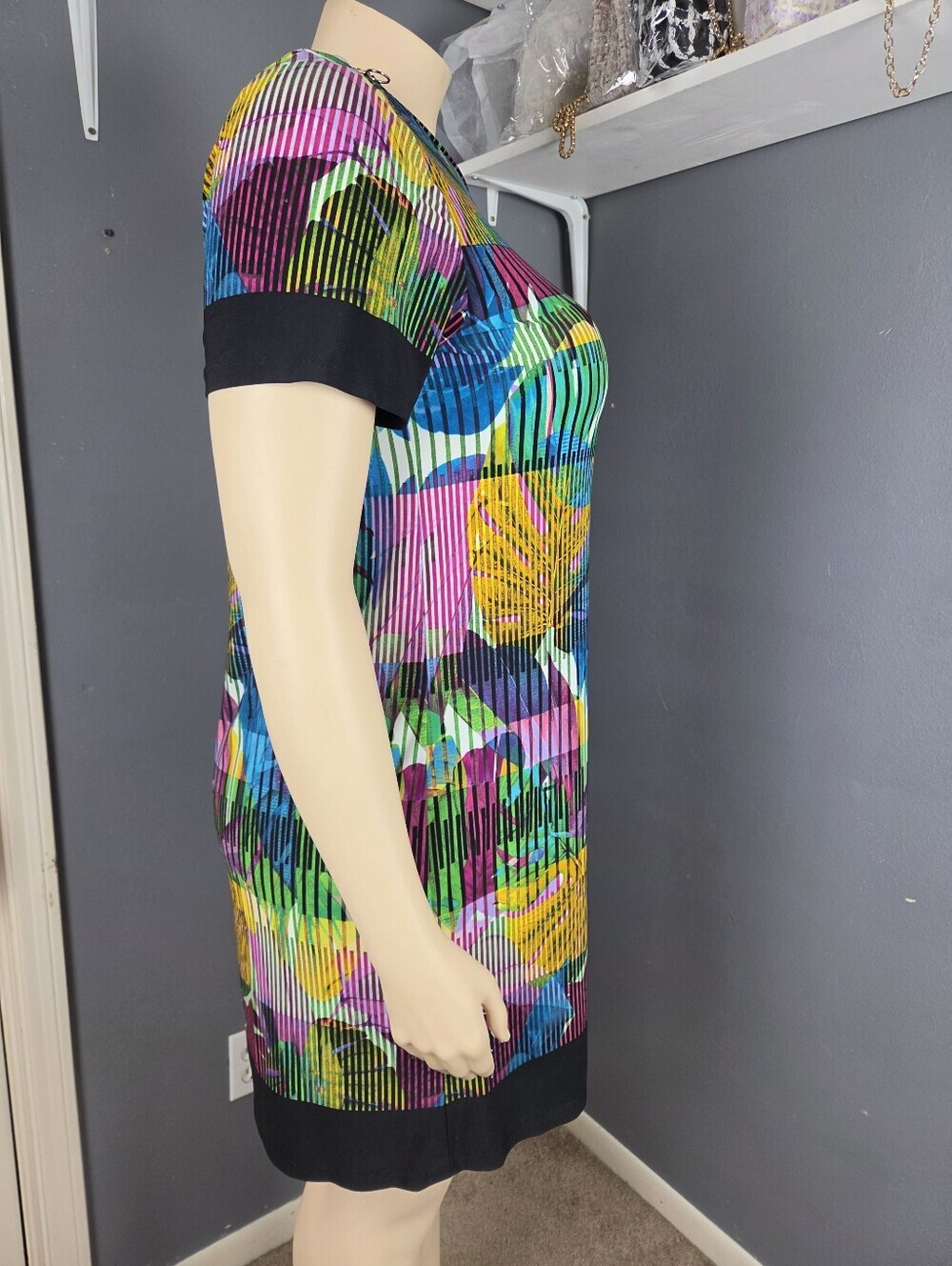 Colorful Abstract Women's Top - Picture 7 of 9